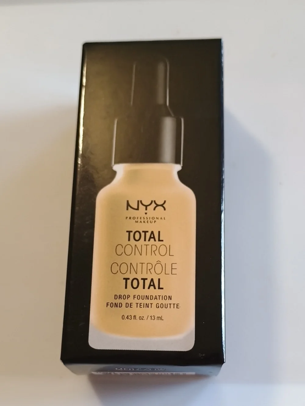 NYX Total Control Drop Foundation TCDF07 Natural